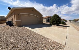 4 beds, 2 baths, $1,895