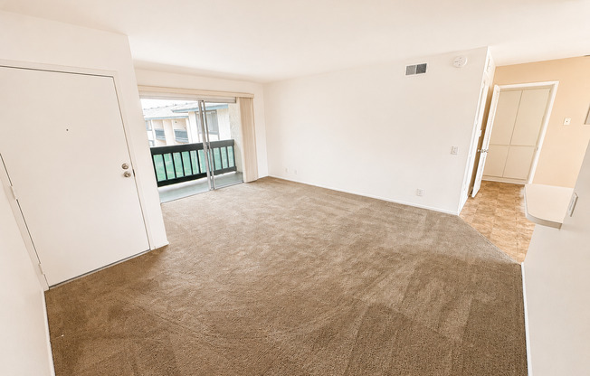 1 bed, 1 bath, 630 sqft, $2,035, Unit 18