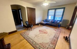 1 bed, 1 bath, $995, Unit 26