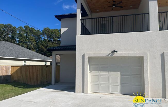 BRAND new beautiful energy efficient ICF construction home in the heart of Niceville!