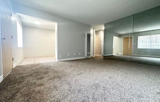 2 beds, 1 bath, $2,295, Unit 3630 04