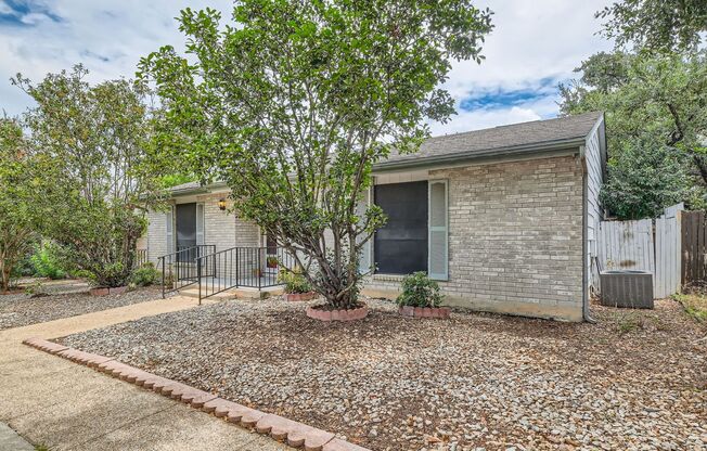 Charming 2-BR/2-Bath Home in the Heart of San Antonio