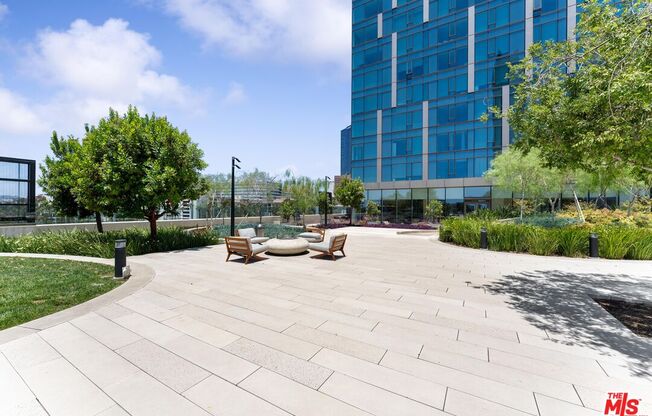 Studio, 1 bath, 480 sqft, $2,500, Unit 2807