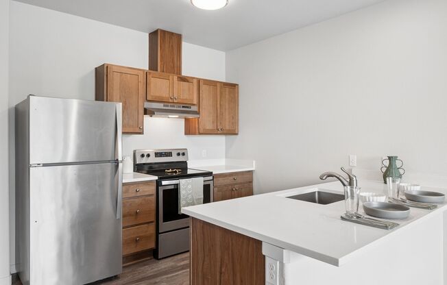 3 beds, 2 baths, 1,183 sqft, $1,925, Unit 404