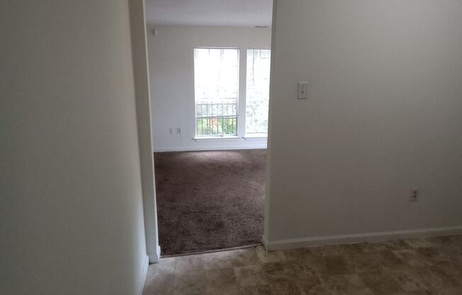 2 beds, 1.5 baths, $995