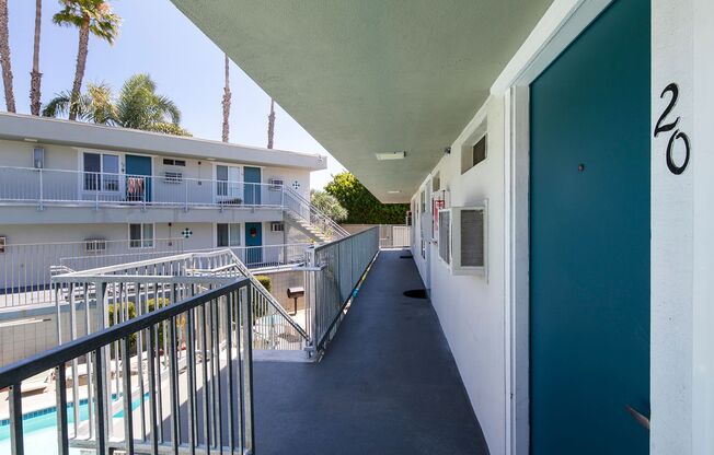 1 bed, 1 bath, $2,095, Unit 20