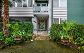 1 BED & 1 BATH CONDO FOR RENT