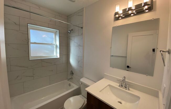 Studio, 1 bath, $999, Unit 05