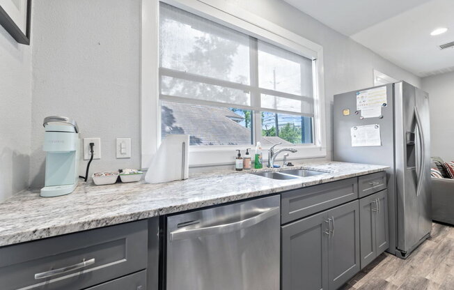1 bed, 1 bath, 585 sqft, $1,300, Unit 1