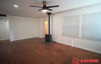 3 beds, 1 bath, $2,100