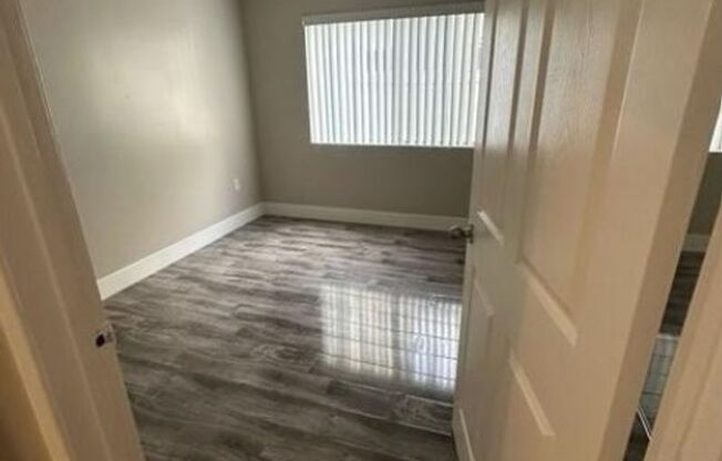 1 bed, 1 bath, 670 sqft, $1,795, Unit SB205