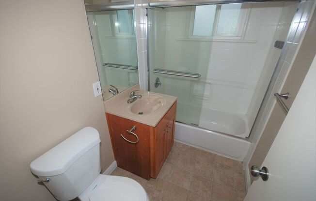 1 bed, 1 bath, $2,395, Unit 10