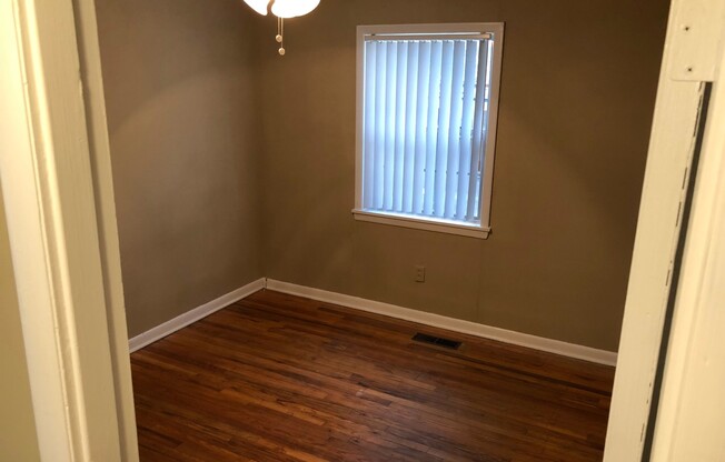 3 beds, 1 bath, $1,325