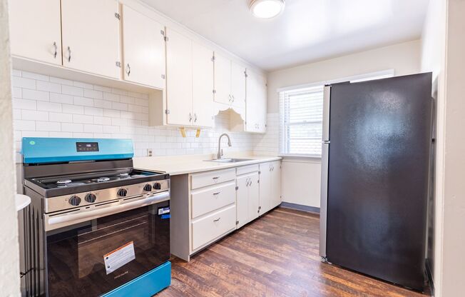 1240-1254 Elm Avenue