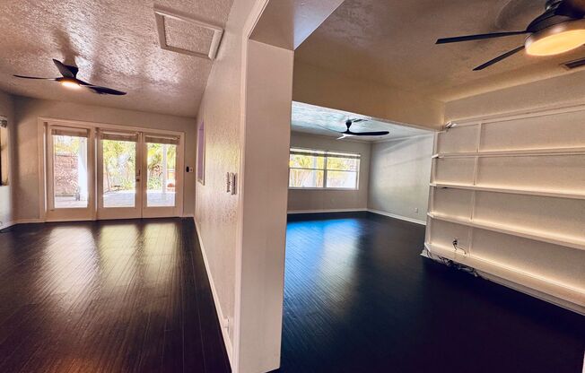 Elegant and Updated 3/2 Pool Home just minutes from Downtown Orlando