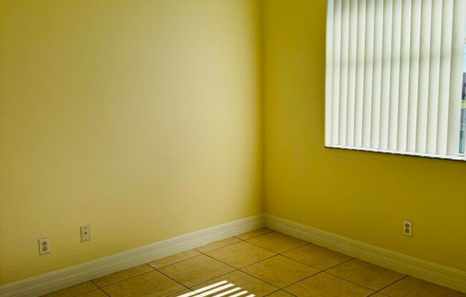 2 beds, 1 bath, 900 sqft, $1,295, Unit UNIT# 203