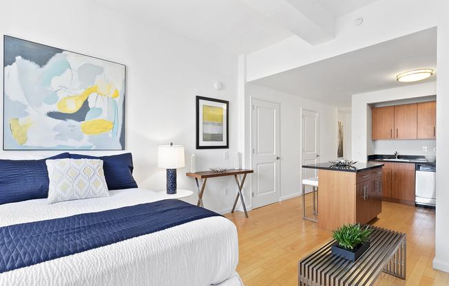 Studio, 1 bath, $3,600, Unit 36G