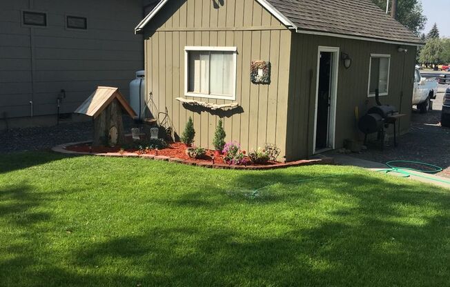 Cozy Lakefront Home w/Private Dock