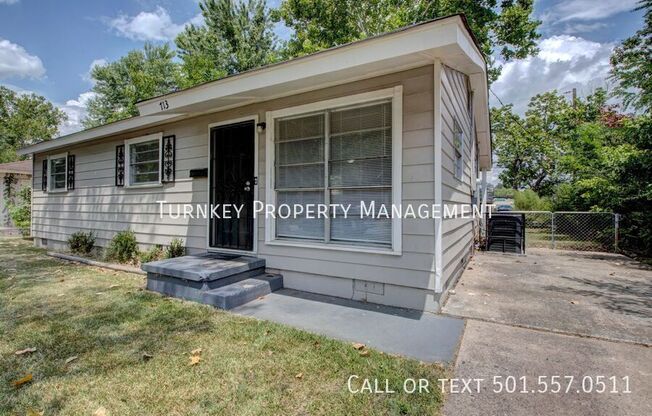 713 ELLEN DR