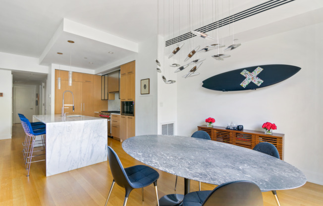 204 FORSYTH ST
