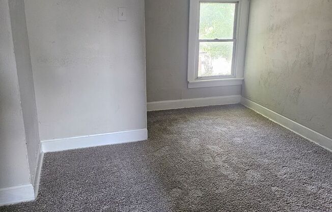 Remolded 2 Bed/1 Bath