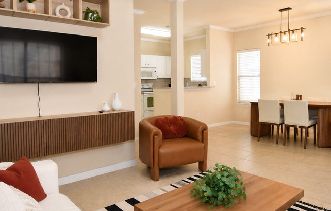3 beds, 3.5 baths, $2,600, Unit # 804