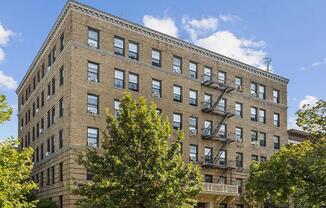 1 bed, 1 bath, $3,495, Unit 5A