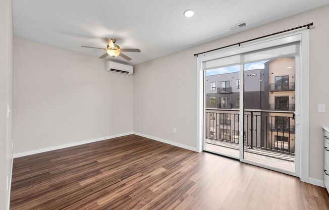 Studio, 1 bath, 465 sqft, $1,050, Unit 534