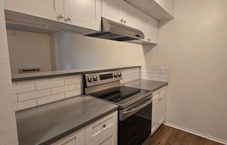 2 beds, 1 bath, $1,650