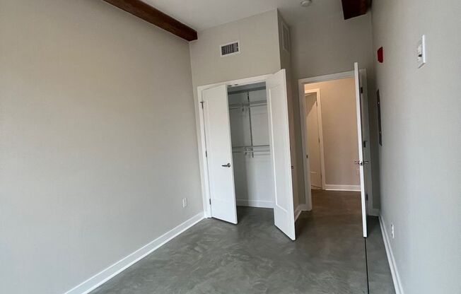 1 bed, 1 bath, 703 sqft, $1,575, Unit 1102