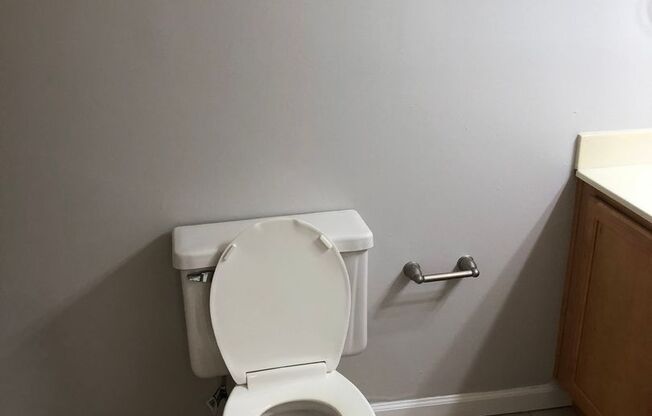 2 beds, 2 baths, 955 sqft, $1,179, Unit 5901E