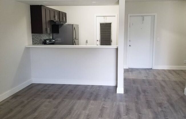 2 beds, 1 bath, 850 sqft, $1,950