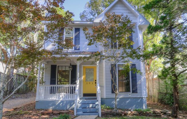 Victorian in Downtown Fairhope