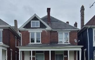 186 N 18 ST
