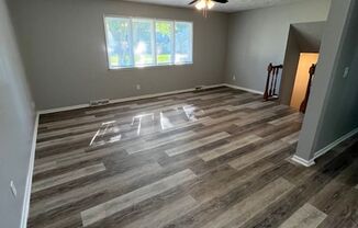 3 Bedroom In Roanoke Estates!!