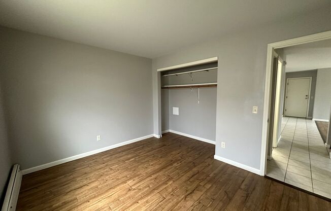 2 beds, 1 bath, 740 sqft, $1,385, Unit 2613-4