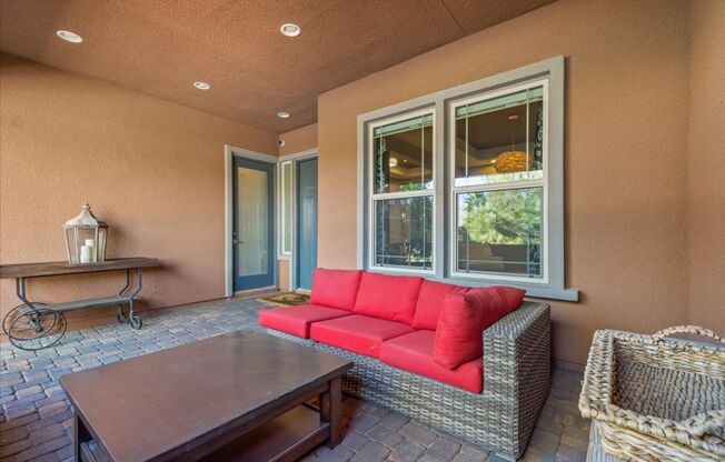 Luxury Retreat, Fully Furnished Single-Story Estate with Private Pool & Spa