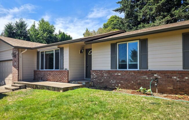 Single Story Home In South Salem ~ 5245 Lone Oak Rd