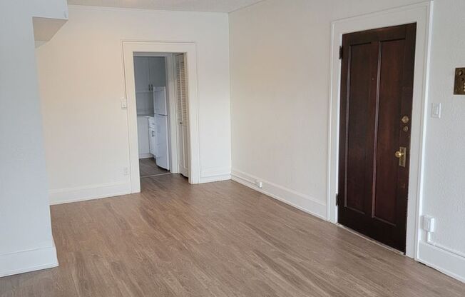 Alta Casa - A Modern Hideaway!