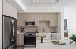 45 NE 27 ST