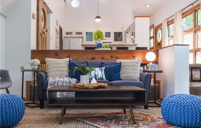 South Austin 4x2 Unique Home!