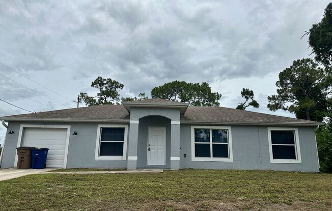 Nice 3 Bedroom, 2 Bathroom, 1 Car Garage in Lehigh Acres