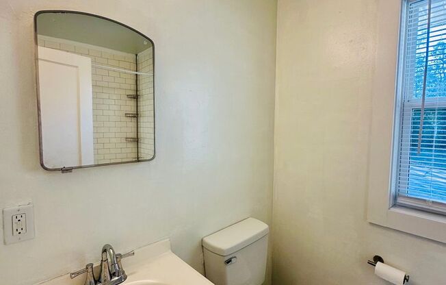 3 beds, 1 bath, $1,850