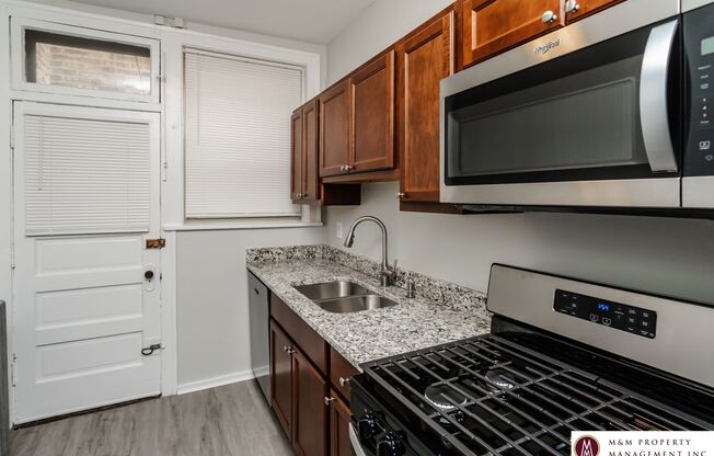 1 bed, 1 bath, 650 sqft, $1,395, Unit 645-3B