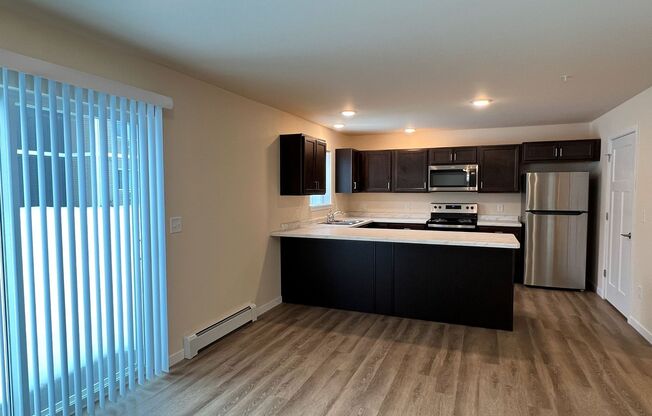 2 beds, 1.5 baths, 1,360 sqft, $1,675, Unit AT 709-35