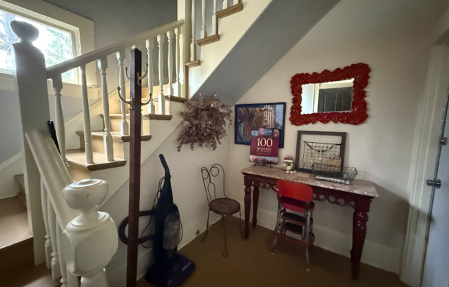 2003 N WILLAMETTE BLVD