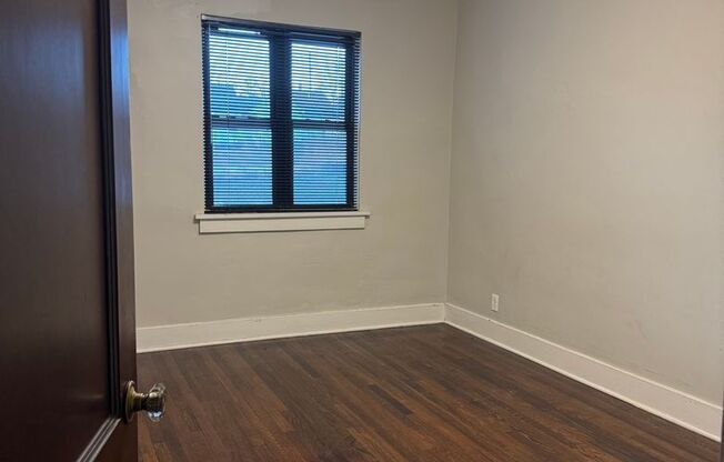 1 bed, 1 bath, 664 sqft, $850, Unit #4