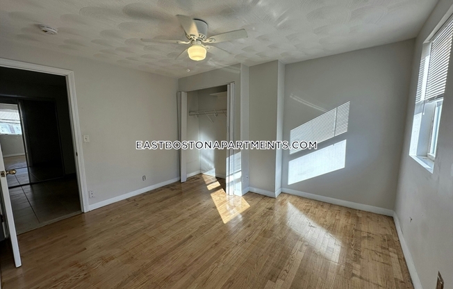 16 5 BREMEN ST