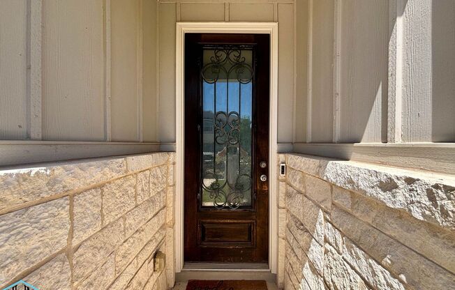 Welcome home to this charming 3 beds/2 bath home, open floor plan with high ceilings. Located right off of Redland and 1604, a quick commute to entertainment, restaurants, and surrounding activities in San Antonio!