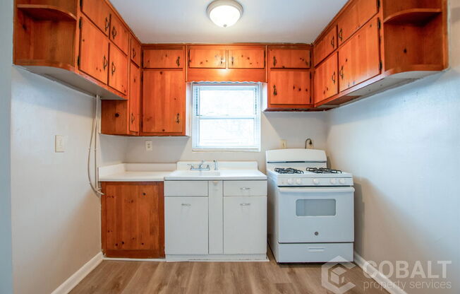 954 SAINT CHARLES AVE NE